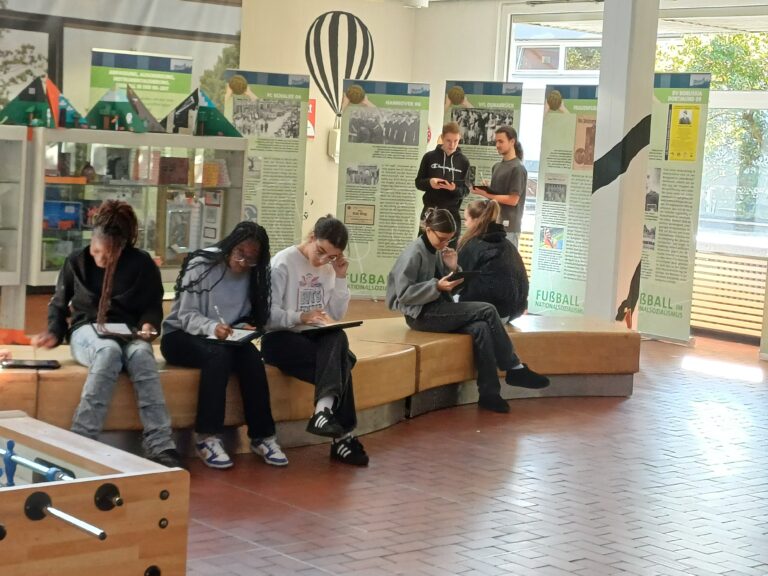 „Fußball im Nationalsozialismus“ – eine Ausstellung über Anpassung, Ausgrenzung und Instrumentalisierung