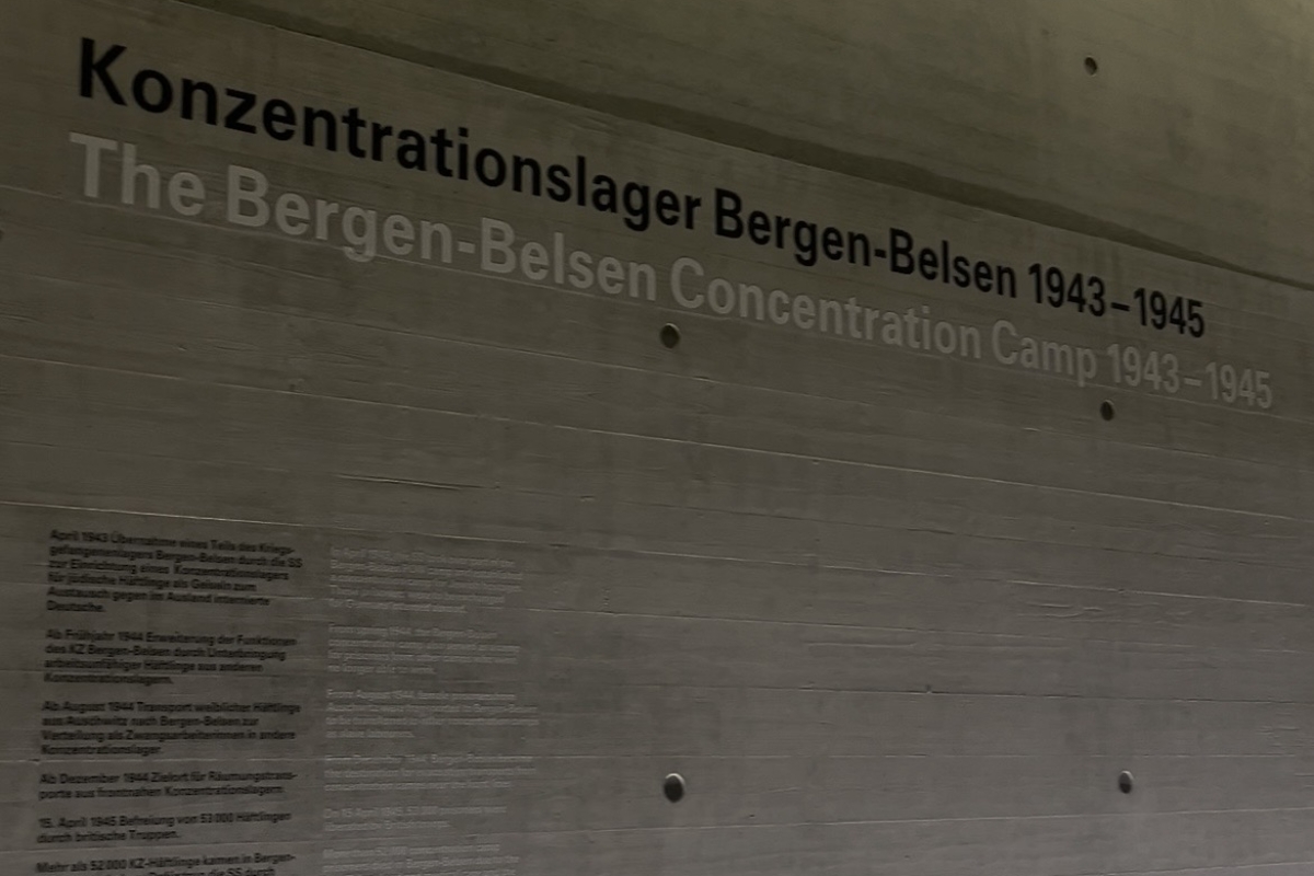 Besuch der Gedenkstätte Bergen-Belsen – Ein bewegender Tag