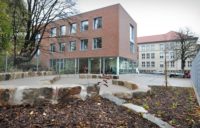 Neubau mit Mensa